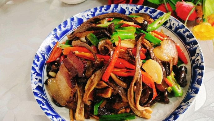 Griddle antler mushrooms