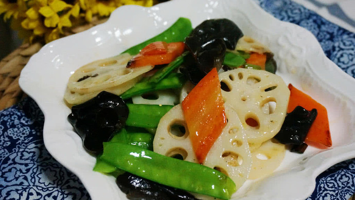 Stir-fried Lotus Root and Mixed Vegetables