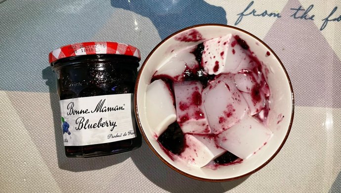 Blueberry Jam Coconut Milk Jelly