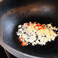 The snack that can taste like a barbecue stall is only because of the use of Illustration of how to cook #李金记久庄oyster sauce and fresh oysters# 1