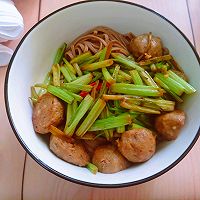 Spring fat reduction - Illustration of how to make celery and beef tendon ball soba noodles 10