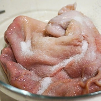 [Pork belly stewed with white radish] Spring lung clearing and cough relief soup The white tripe is soft and fragrant. Illustration of how to make it 2