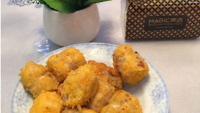 Fried bananas with bread crumbs