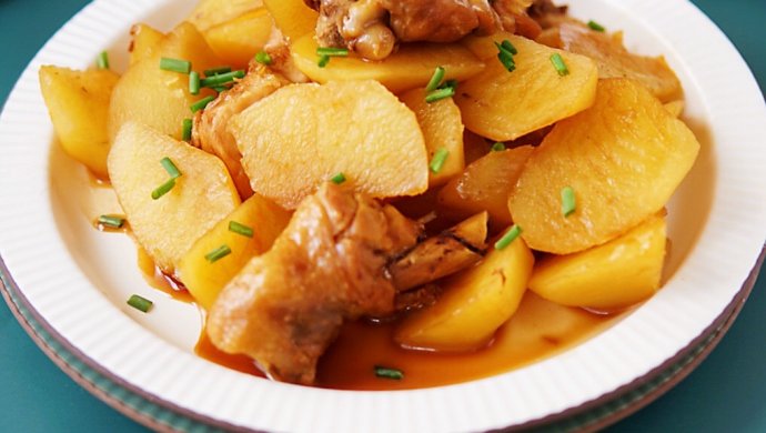 Chicken Legs Stewed with Potatoes