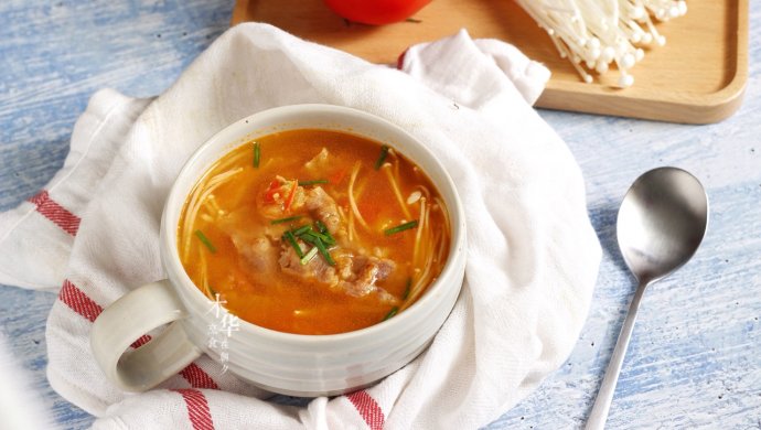 Enoki Mushroom Fatty Beef Soup