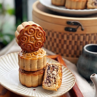 #The Mid-Autumn Festival can still be spent like this#Deluxe Cantonese style rose and five kernel mooncake recipe illustration 28