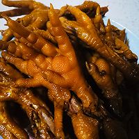 Illustration of how to make five-spice braised chicken feet as a delicious appetizer for drinks 7