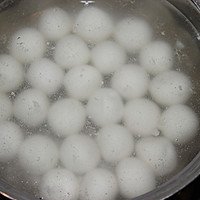 A must-have for Shanghai New Year's Eve dinner-----Illustration of how to make glutinous rice balls with red bean paste 3