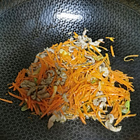 Shredded Pork Fried Noodles - Illustration of how to make a delicious dinner for lazy people 7 