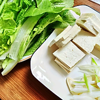 Illustration of how to make cabbage and tofu (eat more green vegetables for health in spring) 1