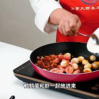 #quickgetsummer spring festival family feast#sambal sauce fried canada Arctic shrimp and quail eggs recipe illustration 6