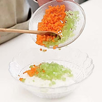 Baby Complementary Food Micro Classroom Illustration of How to Make Steamed Rice with Vegetables and Eggs 3