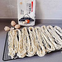 Homemade fresh egg noodles, chewy and smooth Illustration of how to do it 8