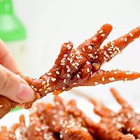 Korean Internet celebrity chicken feet·10 minutes to prepare·A must-have late night snack Illustration of preparation method 8