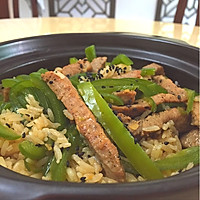 Illustration of how to make shredded pork claypot rice 5