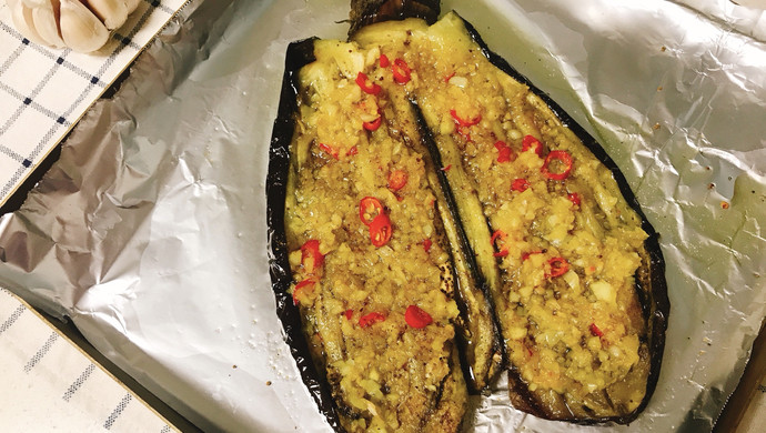 Grilled Eggplant with Garlic Sauce