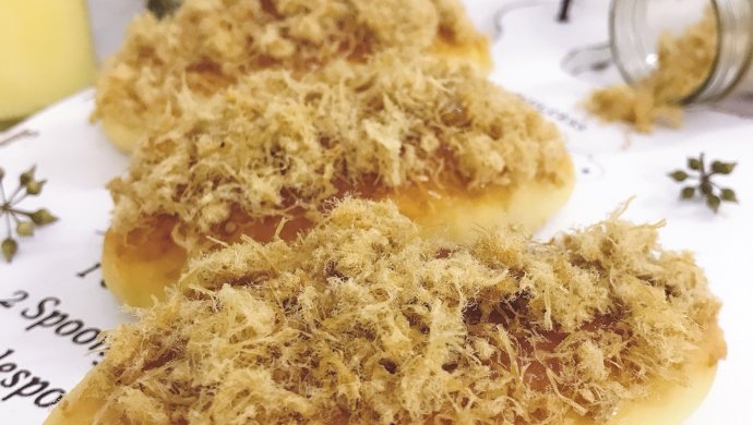 Meat floss bread