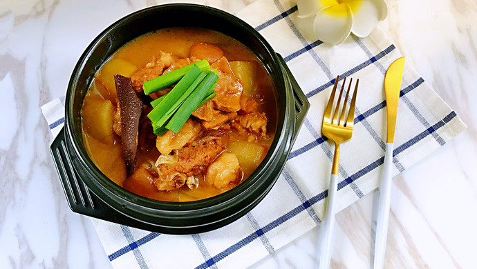 Braised lamb belly with radish