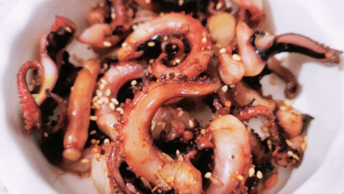 Spicy grilled squid tentacles