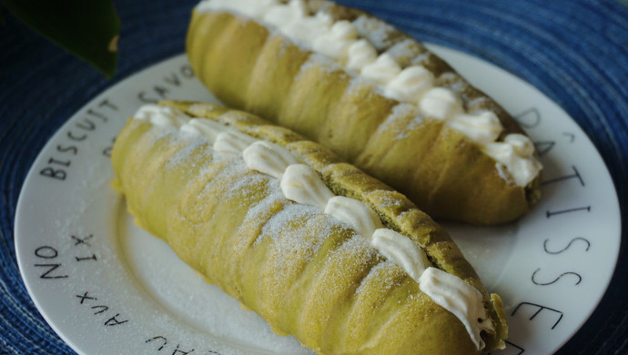 Matcha Cream Caterpillar Bread