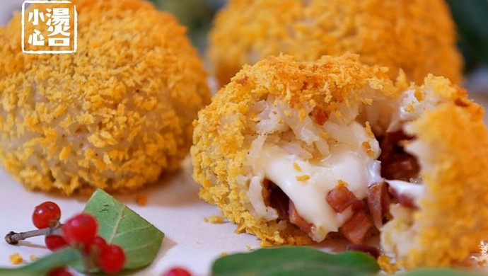 Fluffy cheese rice balls