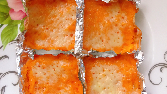 Baked Sweet Potatoes with Cheese