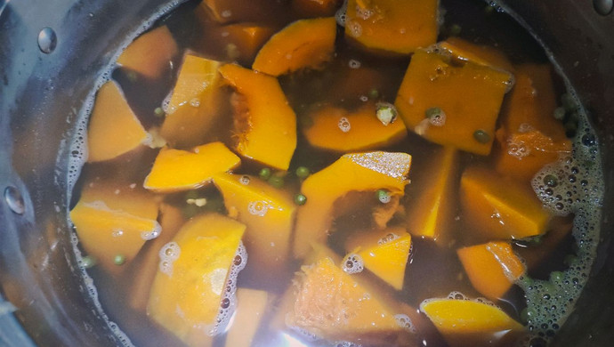 Pumpkin and Green Bean Soup