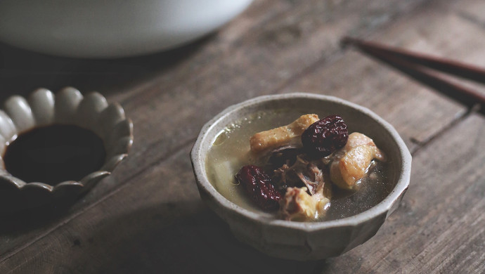 Coconut chicken soup is delicious and warming