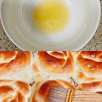 #Thanksgiving Mom Love and Taste Buds#Illustration of how to make corn oil old bread 11