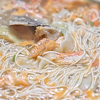 Leftovers nutritious breakfast/late night snack: Kuaishou Shrimp Shell Fish Head Noodle Soup #NESTLÉ NUTRITIONAL BREAKFAST# Recipe Illustration 3