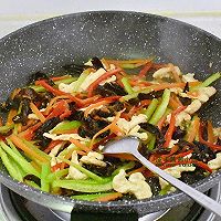 Low-fat and healthy in summer! Cold sesame oil shredded chicken with Chencun noodles Illustration of how to do it 5