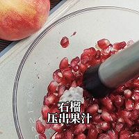 Autumn dessert, red pomegranate water chestnut cake, seize the tail of autumn~ Recipe illustration 1