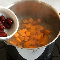 The most suitable soup for girls in winter ~ Pumpkin and Tremella Soup Illustration of how to do it 6