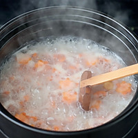 #我就是吃力# Eat more in summer Illustration of how to make carrot and meat porridge that protects eyes and nourishes liver 7