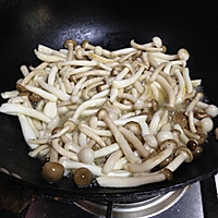 Illustration of Spicy Stir-fried Double Mushrooms 4