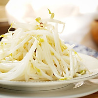 One dollar to remove moisture from the body - vinegar-soaked mung bean sprouts Illustration of how to do it 9