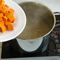 The most suitable soup for girls in winter ~ Pumpkin and Tremella Soup Illustration of how to do it 5