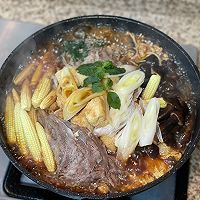 Illustration of how to make sukiyaki in winter 5