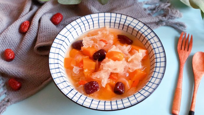 Pumpkin and Tremella Soup