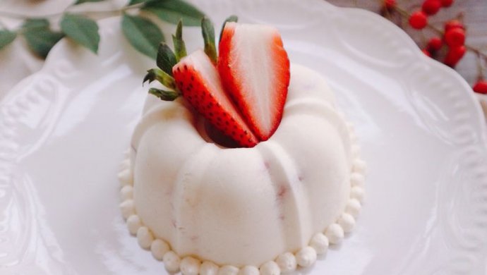 Strawberry mousse