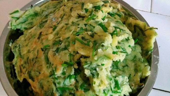 Chives and egg pancakes