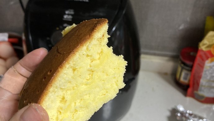 Air fryer version of chiffon cake