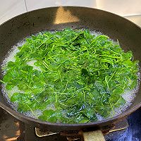 Illustration of how to make Caotou Pancake (spring limited delicacy) 2