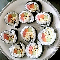 Illustration of simple sushi recipes for lazy people 4