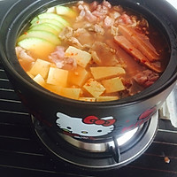 Force FireIllustration of how to make hot pot (Kimchi hot pot) 5