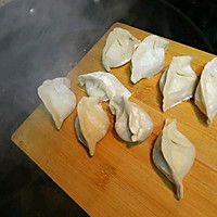 Illustration of how to make spicy and sour dumplings 5