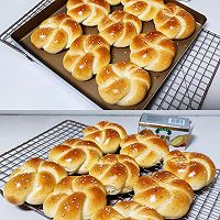 #spring's delicious food#a five-petal flower bread Illustration of how to do it 3