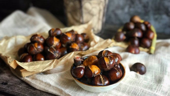 Roasted chestnuts with sugar