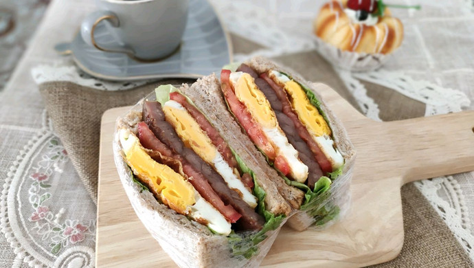 Whole Wheat Egg Steak Sandwich