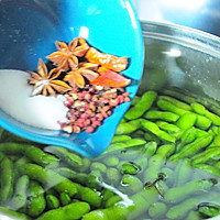 Illustration of how to make delicious boiled edamame in summer 3